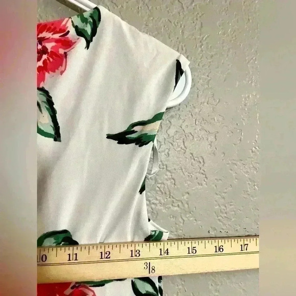 Eliza J White Floral Sleeveless Midi Dress Size 2P whimsical glam feminine glam - Picture 8 of 9